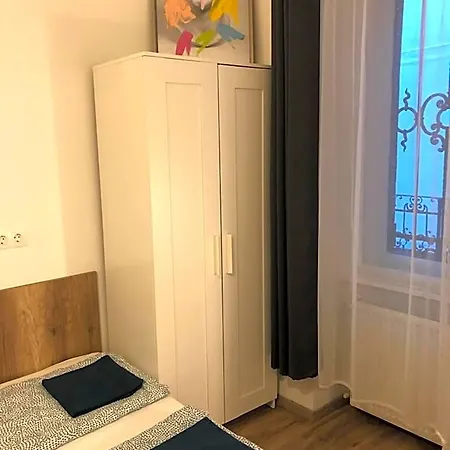 Omega Apartments Budapest-2